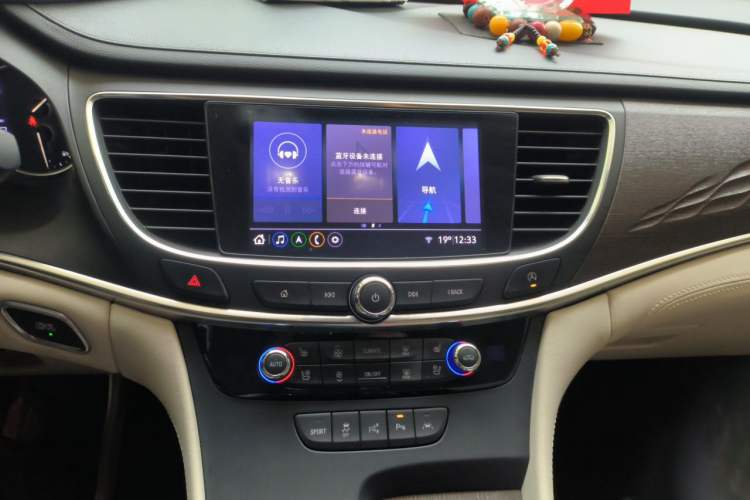 Used Buick LaCrosse 2021 Avenir Aivia Flagship Model
