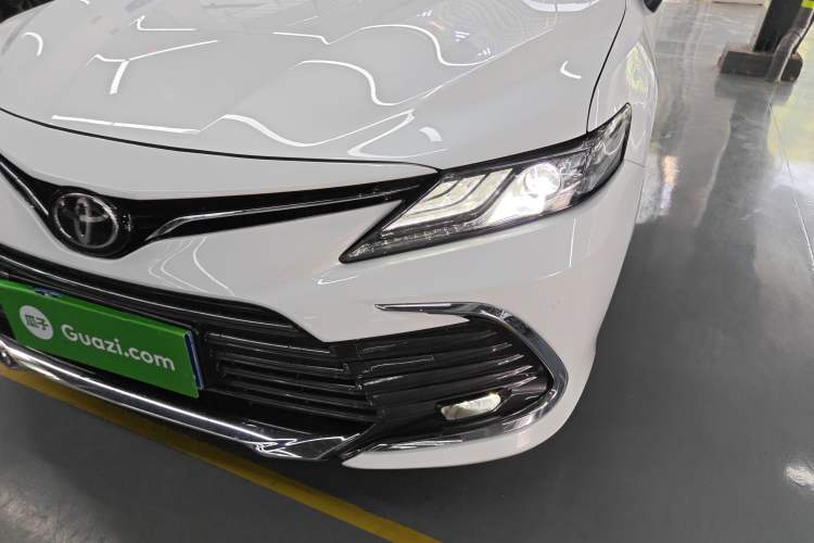 Used Toyota Camry 2023 2.0G Luxury Edition
