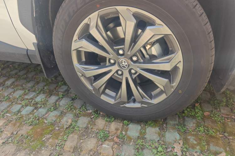 Used Toyota RAV4 2024 Dual-Motor 2.5L E-CVT Two-Wheel Drive Elite Plus Edition