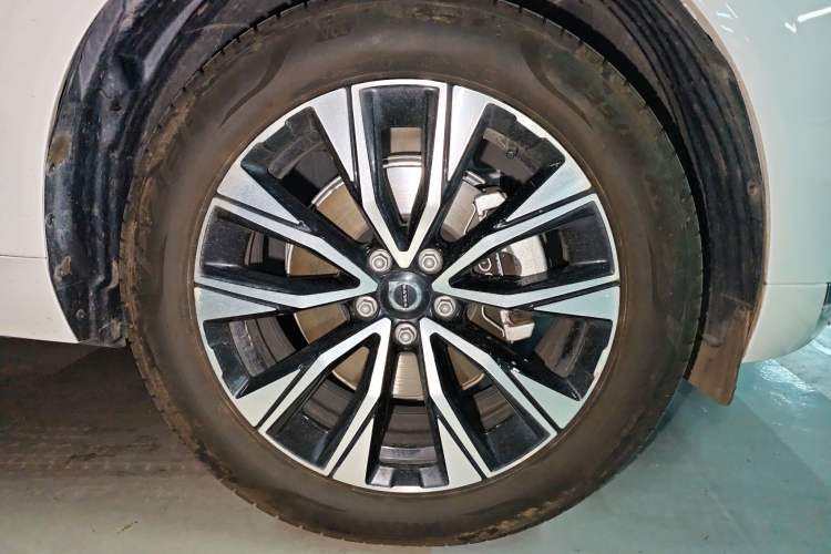 Used Volvo XC60 2024 B5 4x4 Smart Luxury Edition