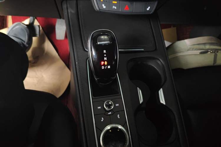 Used Cadillac XT4 2021 28T Two-Wheel Drive Leading Version
