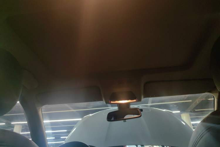 Used BMW 5 Series 2014 525Li Luxury Design Package