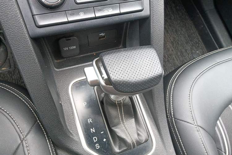 Used Bestune X40 2017 1.6L Automatic Luxury Model
