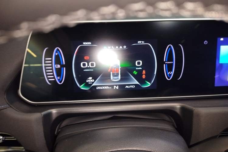 Used ORA Good Cat 2021 400km Standard Range Venus Edition Lithium Iron Phosphate