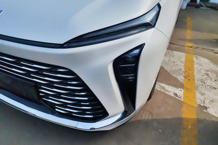 Used Buick GL8 2025 Lu Zun Smart Enjoyment Edition