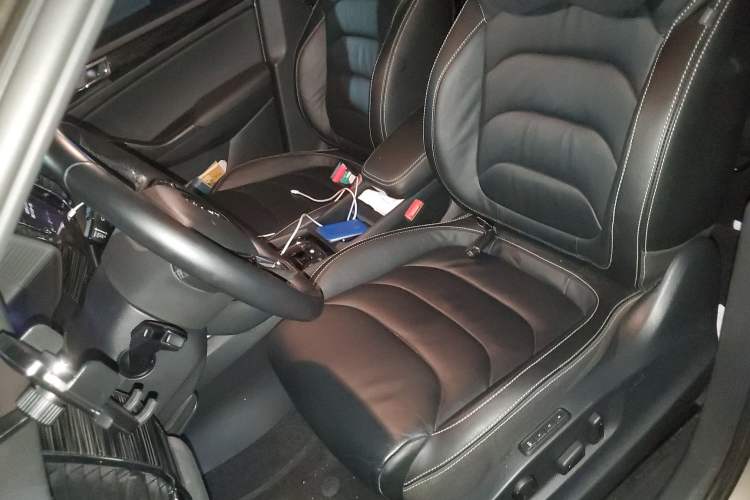 Used Skoda Kodiaq 2019 Facelifted TSI330 7-Seater Two-Wheel-Drive Luxury Enjoyment Edition China VI Standard Left Front Seat