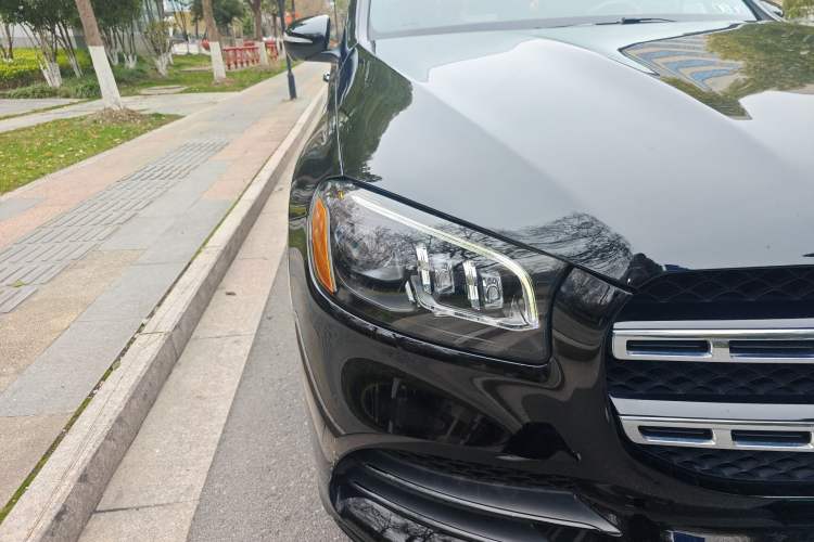 Used Mercedes-Benz GLS 
