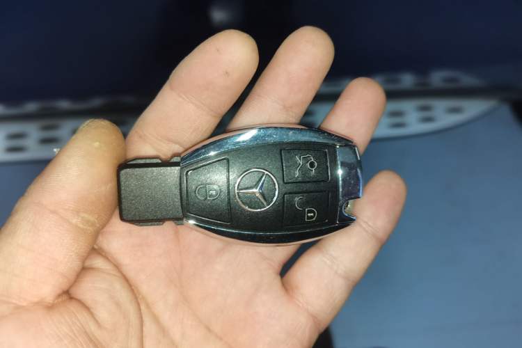 Used Mercedes-Benz GLC 2016 GLC 260 4MATIC Luxury Model