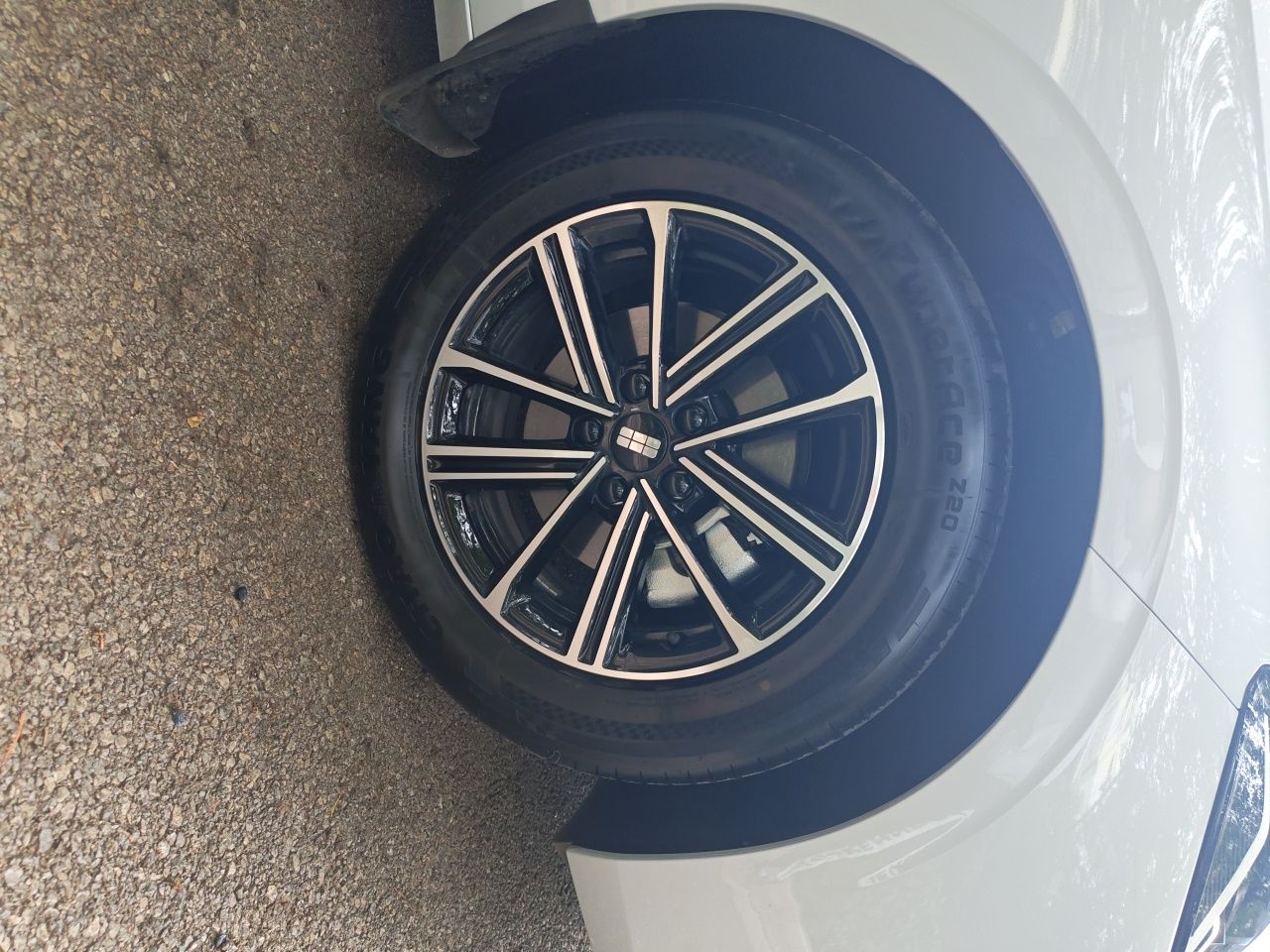 Geely Galaxy A7 2025 Model EM-i 70km Luxury Edition — снимка 8