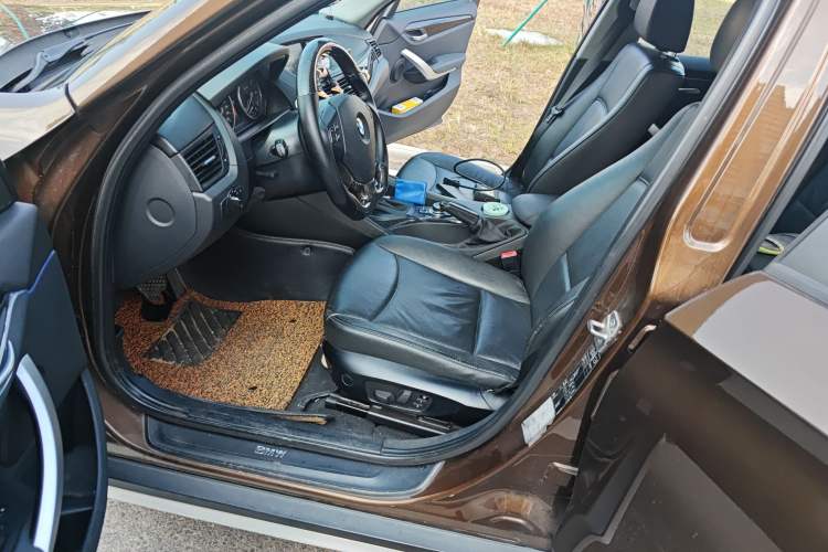 Used BMW X1 2010 sDrive18i Luxury Model
