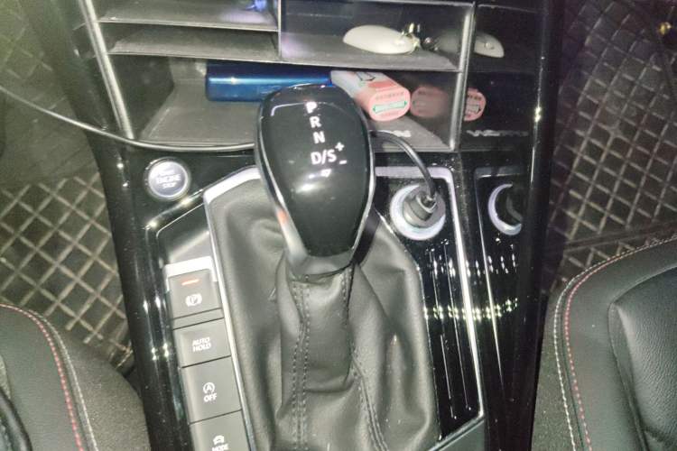 Used Volkswagen Tayron 2020 330TSI Two-Wheel Drive Luxury Smart Connectivity Version