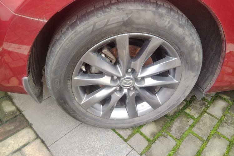 Used Mazda Atenza 2020 2.0L Blue Sky Luxury Edition Exterior 5