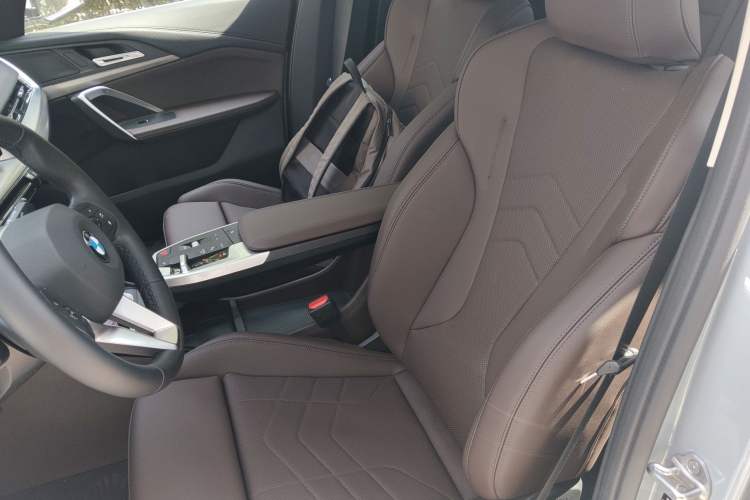 Used BMW X2 2024 sDrive25i M Sport Package Left Front Seat