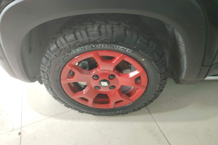 Used Baojun Spark EUV 2024 Prestige Edition 4 Seats Left Front Wheel Hub