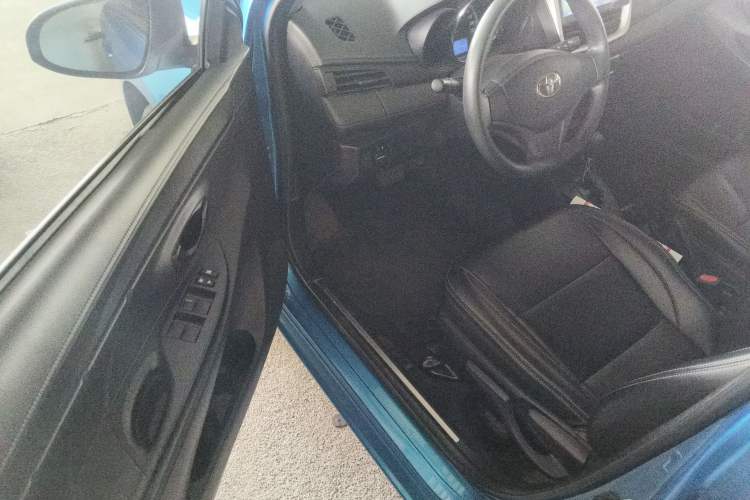 Used Toyota YARiS L Zhi Xuan 2019 1.5E CVT Dynamic Edition China VI compliant