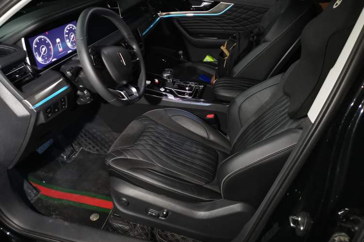 Used Hongqi HS5 2022 Facelifted Version 2.0T Smart Connect Flagship All-Wheel-Drive Edition