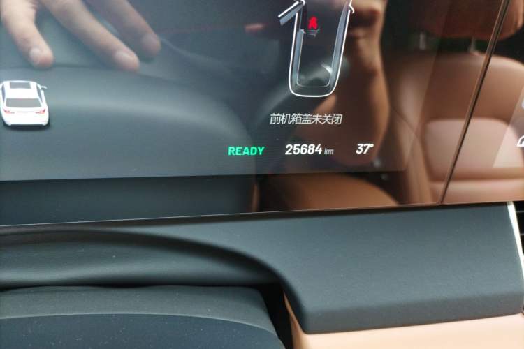 Used Li Auto ONE 2021 Extended-Range 6-Seater Version Odometer Close Up