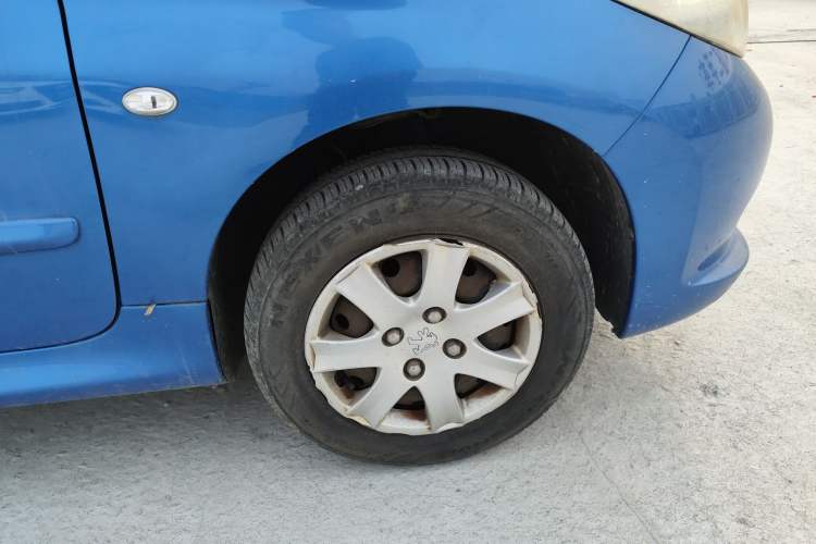 Used Peugeot 207 2009 Sedan 1.4L Manual Yule Edition