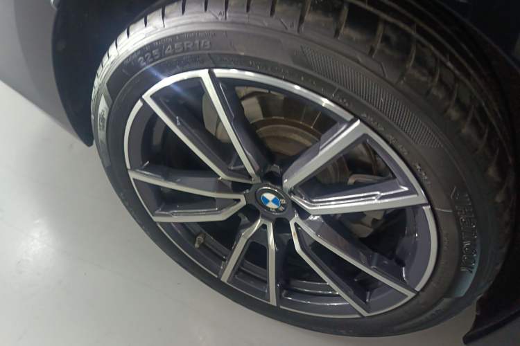 Used BMW 3 Series 2025 325Li M Sport Package
