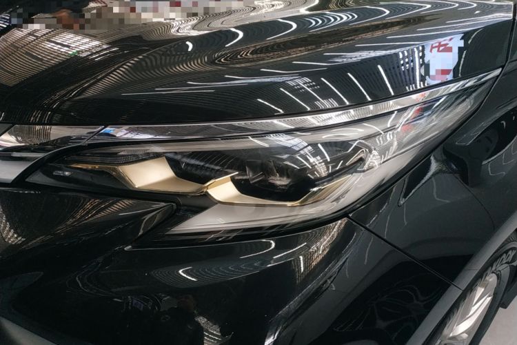 Used Toyota Granvia 2023 2.5L Hybrid Comfort Edition
