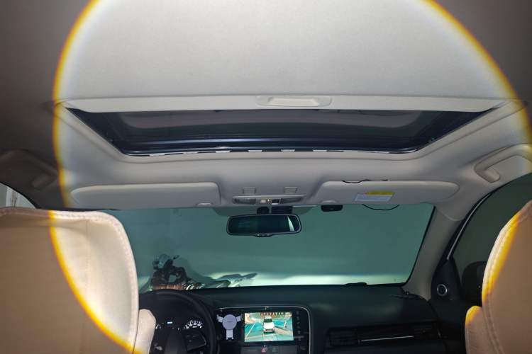 Used Mitsubishi Outlander 2020 2.4L 4x4 Zhi Xiang Edition 5 Seats