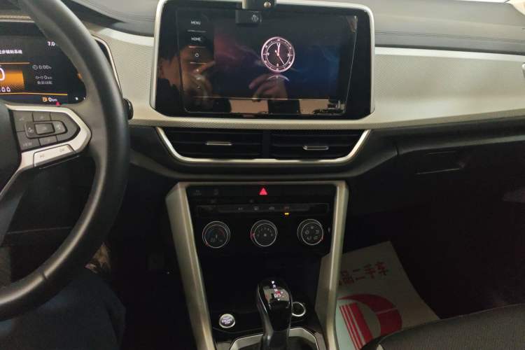 Used Volkswagen T-ROC 2023 280TSI DSG Two-Wheel Drive Time Edition
