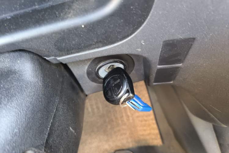 Used Jinbei Express 2017 2.0L Standard Version V19