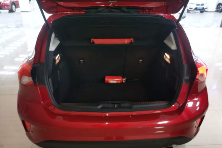 Used Ford Focus 2019 Hatchback EcoBoost 180 Automatic Trendy Model