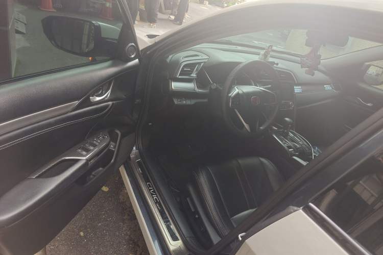 Used Honda Civic 2016 220TURBO CVT Prestige Edition