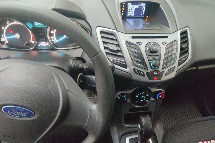 Used Ford Fiesta 2013 Hatchback 1.5L Automatic Fashion Edition Audio And AC Panel