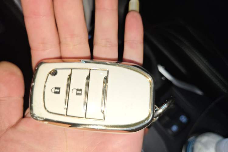 Used Toyota Corolla Cross 2023 2.0L Pioneer Edition
