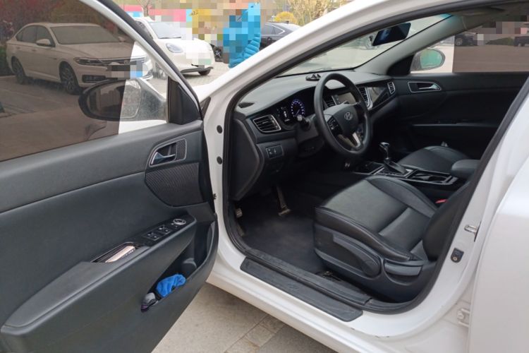 Used Hyundai Mistra 2016 1.8L Automatic Smart GLS Driver Seat