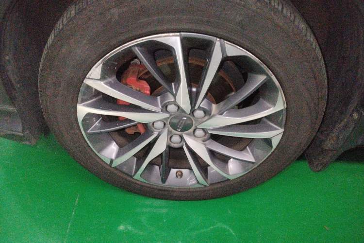 Used Geely Auto Coolray 2019 Sport Model 260T DCT Battle China V Standard
