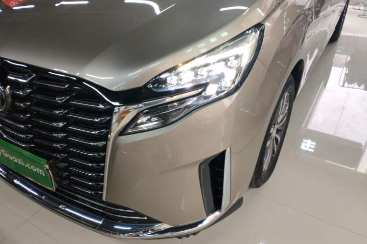 Used Buick GL8 2023 ES Lu Zun Comfort Model