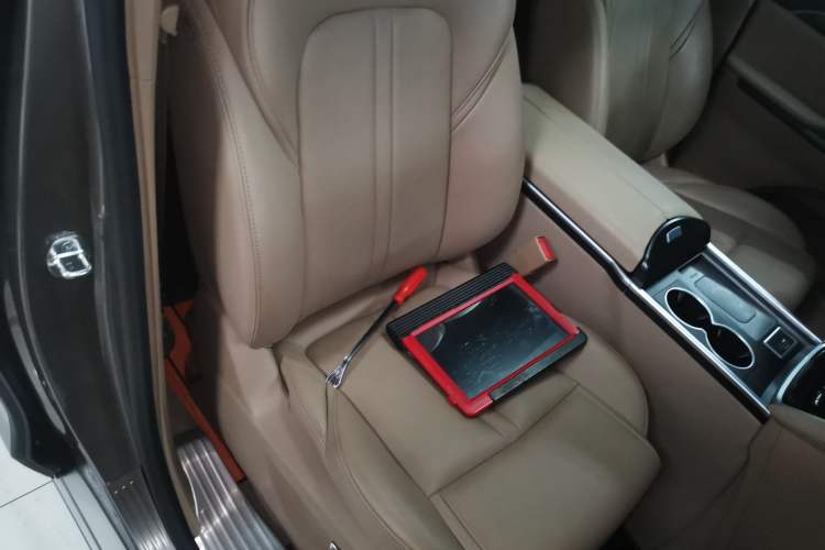 Used Buick GL8 2020 ES Land Cruiser 653T Luxury Edition
