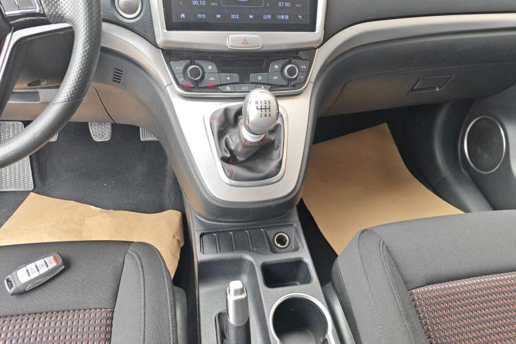 Used Haval M6 2019 1.5T Manual Two-Wheel Drive Urban Version China VI Standard
