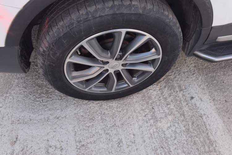 Used Geely Auto Emgrand X7 Sport 2020 1.8TD DCT Two-Wheel Drive Smart Connect 4G-Enabled Version Right Rear Wheel Hub