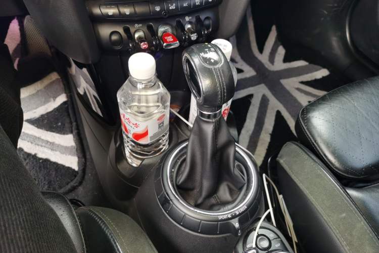 Used MINI MINI 2015 2.0T COOPER S Five-Door Edition