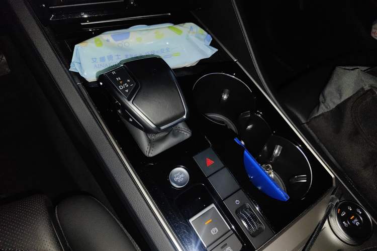 Used Volkswagen Touareg 2019 2.0 TSI Ruiyi Edition China V Standard Gear Lever