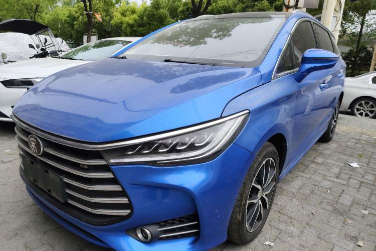 Used BYD Song MAX 2017 1.5T Automatic Smart Connect Elite 7-Seater