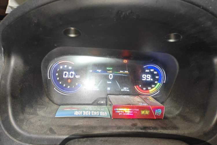 Used CHANGAN KAICHENG Ruixing EM60 2022 Pure Electric Van 4498 mm Long Flat Roof with Rear-Hinged Doors 2 Seats 60 kW 41.86 kWh Instrument Cluster