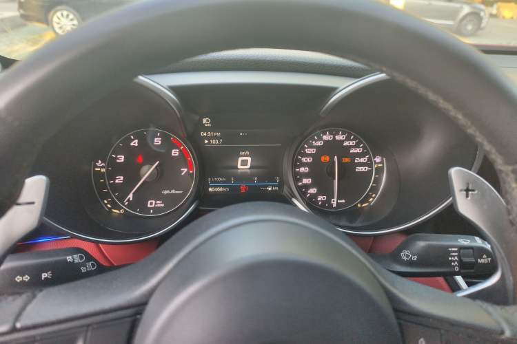 Used Alfa Romeo Giulia 2017 2.0T 200HP Luxury Edition