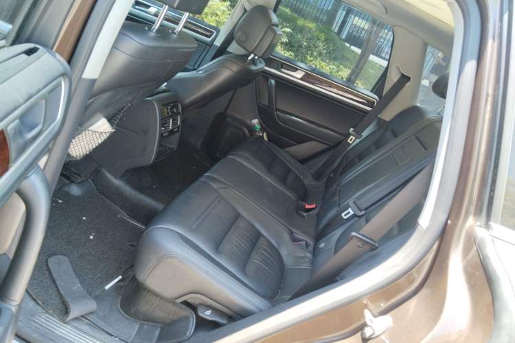 Used Volkswagen Touareg 2014 3.0 TSI New Edition