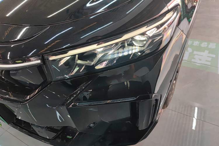 Used VOYAH FREE 2025 318 318 km Rear-Drive Touring Edition
