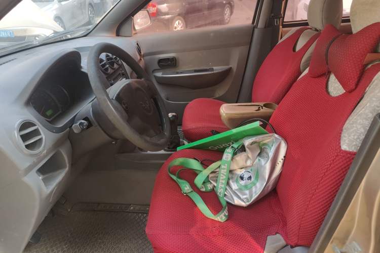 Used Wuling Hongguang 2013 1.5L Base Version
