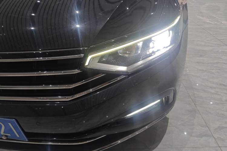 Used Volkswagen Magotan 2020 330TSI DSG Leading Model
