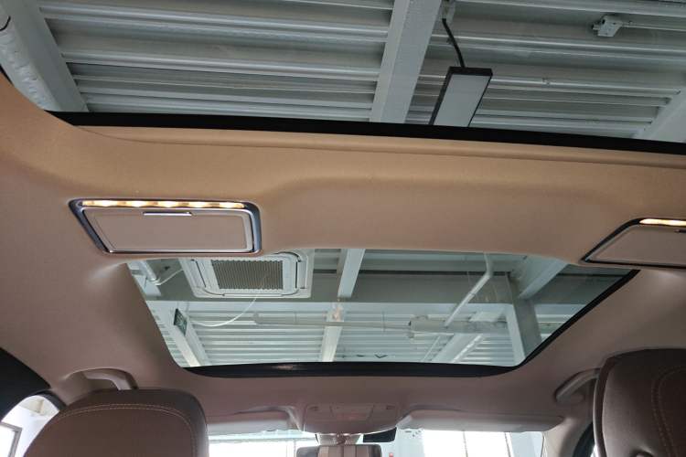 Used Mercedes-Benz E-Class 2020 Restyled E 300 L Sporty and Stylish Edition
