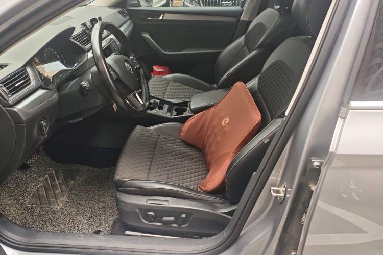 Used Skoda Superb 2016 TSI330 DSG Innovation Edition
