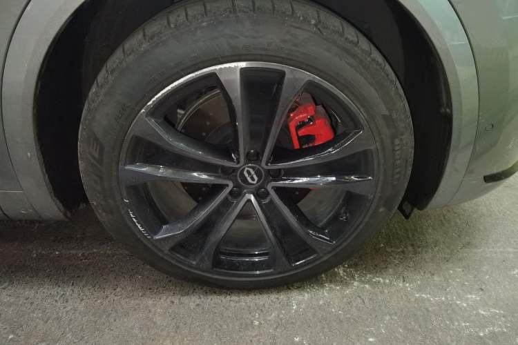 Used Hima AITO M8 2025 Extended-Range Ultra Version 53.4 kWh 5-Seater Edition