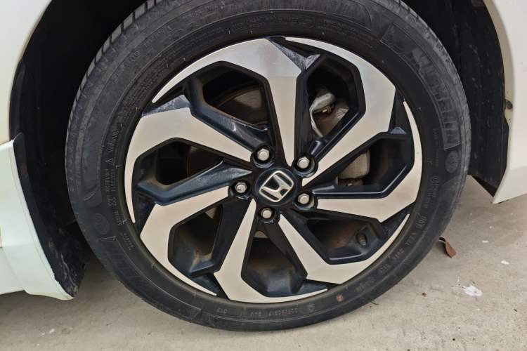 Used Honda Accord 2016 2.4L Luxury Edition
